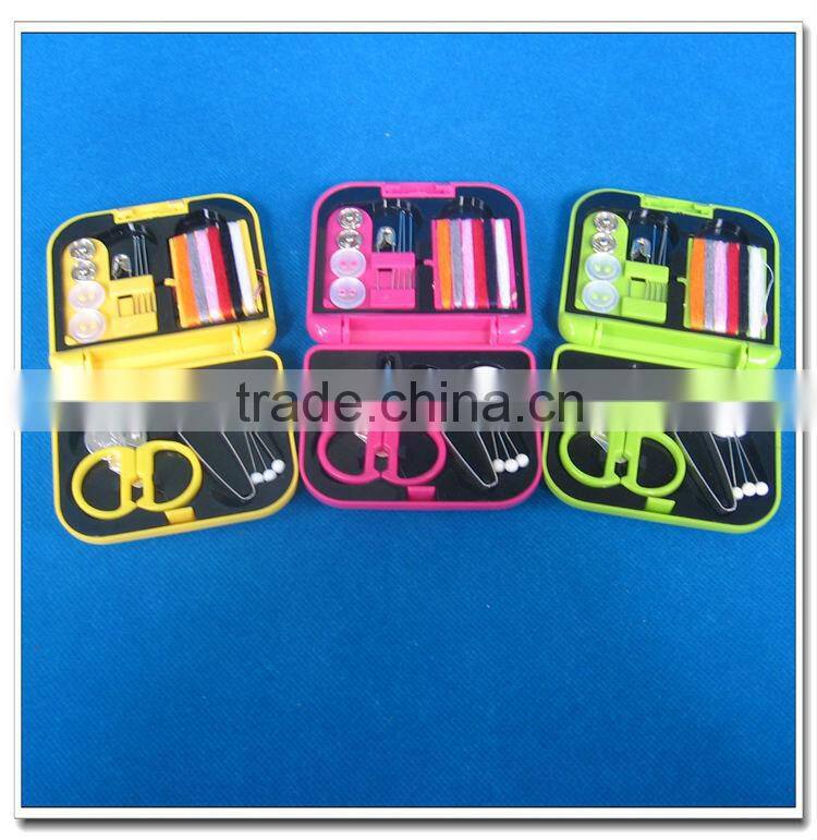 High quality plastic hotel sewing kit