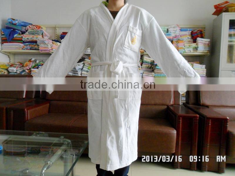100% cotton waffle bathrobe for hotel and home use