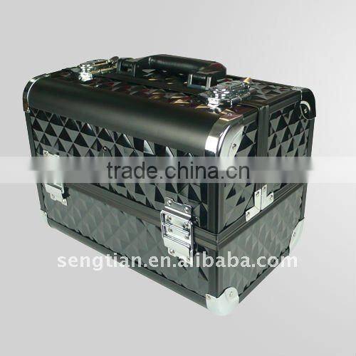 Profesion aluminum cosmetic case D2668K