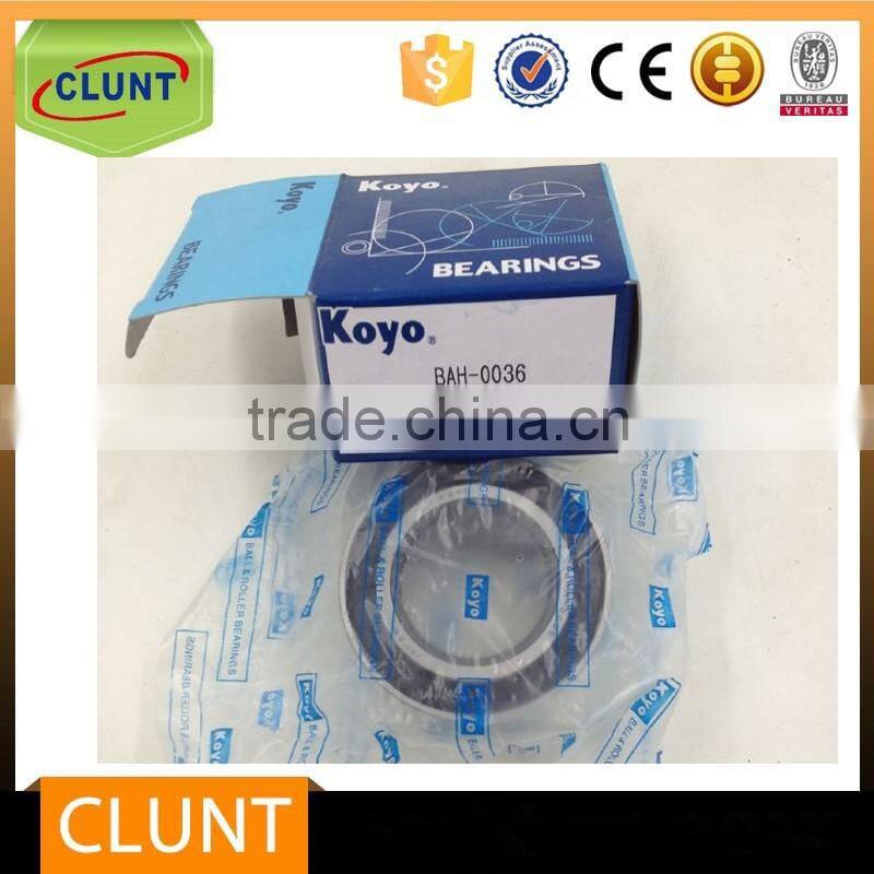 Japan KOYO brand Front Wheel Hub Bearing DAC3055C with bearing Assembly