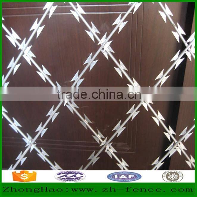 Factory direct sale high security used Prison razor barbed wire Fence