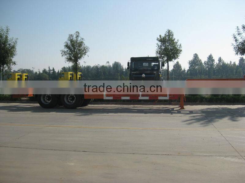 Container and heavy equipment transportation Tri-axle Flatbed Semi-trailer for sale 42 ton