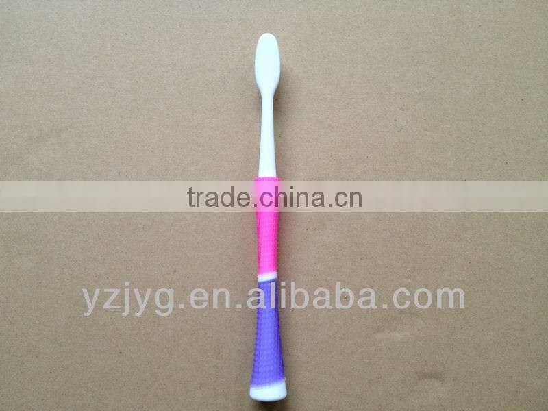2013 new design best quality toothbrush for adult