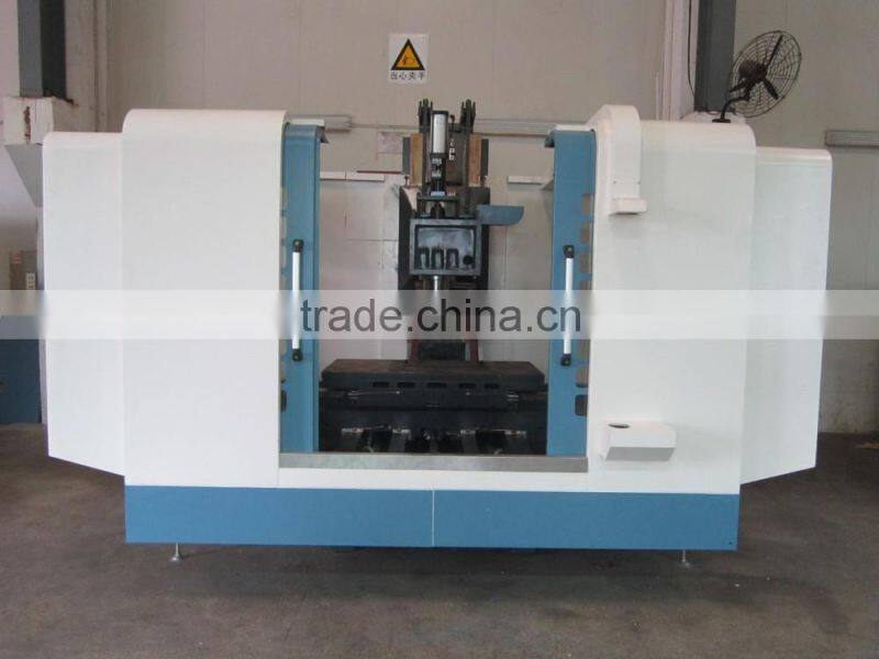 CNC machining center VMC1050