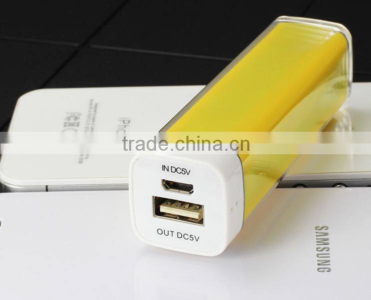 Universal Power Bank 2600mah Exterbal Battery For All Mobile Phone Minion Power Bank