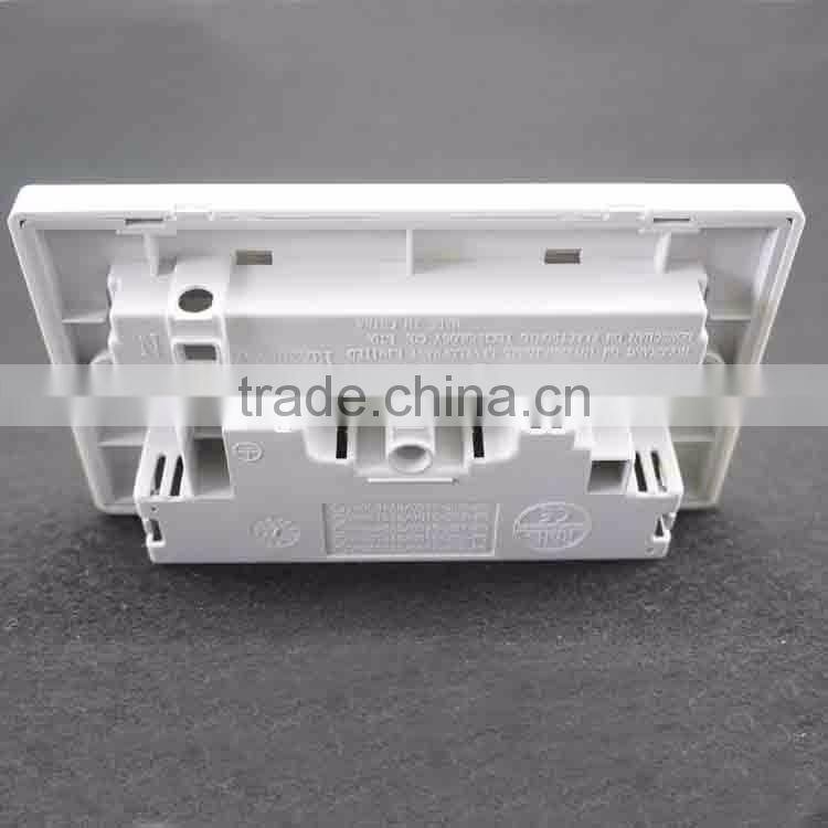 Multi plug wall sockets with dual usb ports made in China usb wall socket