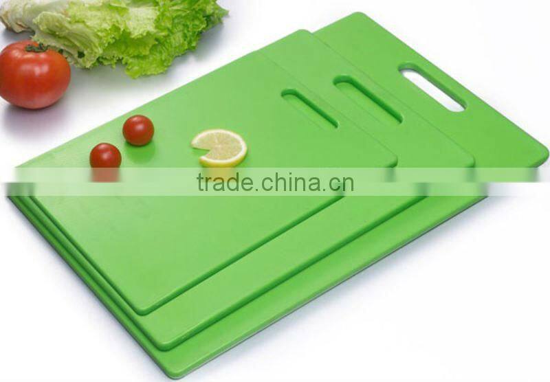DIfferent Sizes Colorful Nonslip Plastic Chopping Cutting Board