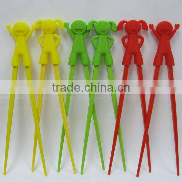 2013 hot selling silicon chopstick with sleeve for little boys/girls