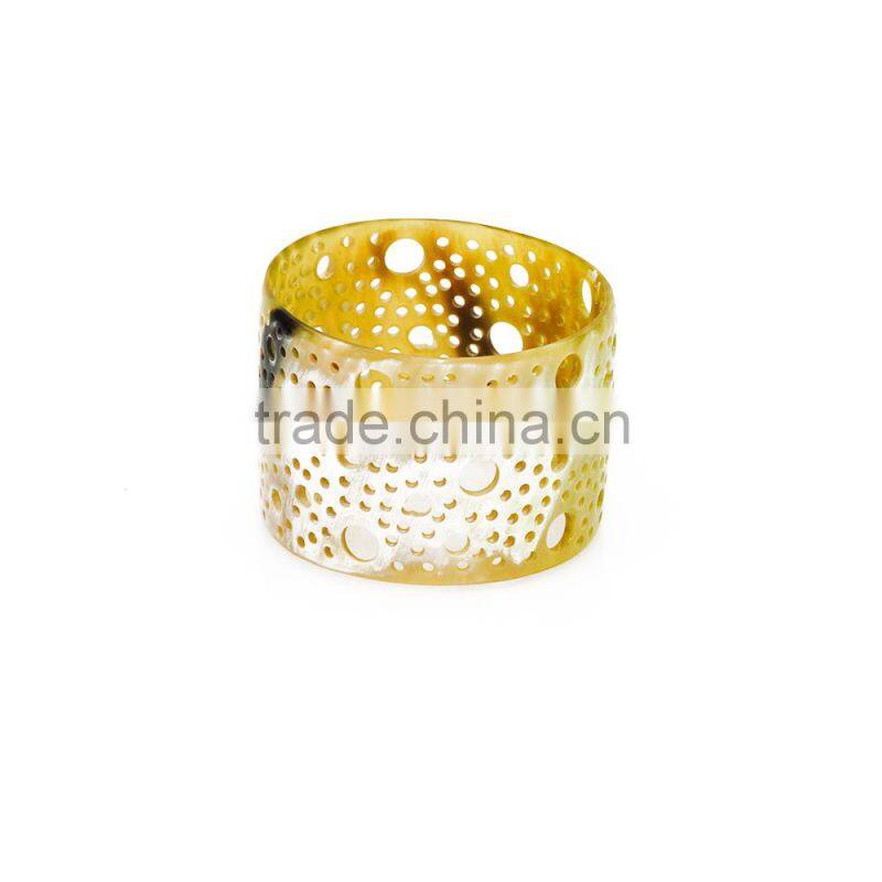 Beautiful and fashionable horn cuff/buffalo horn bracelet for women/horn jewelry