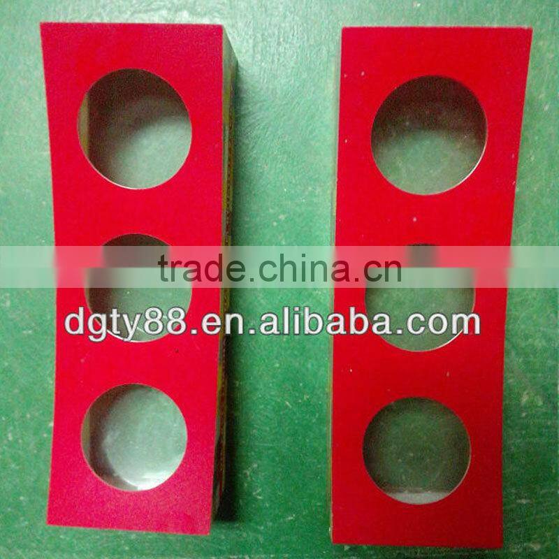 Put the goods display,plastic rack,shelves