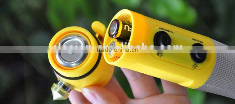 Wholesale Multifunction Emergency Safety Hammer with flashlight & Belt cutter