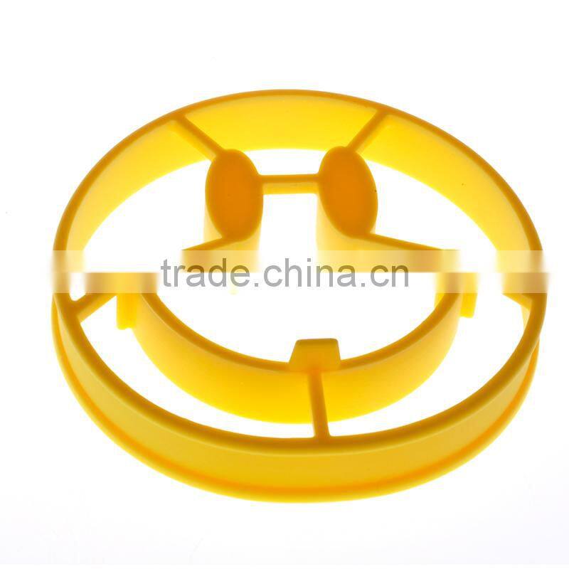 Circle silicone mold smile face pancake pan creative shaped egg rings omelette mold