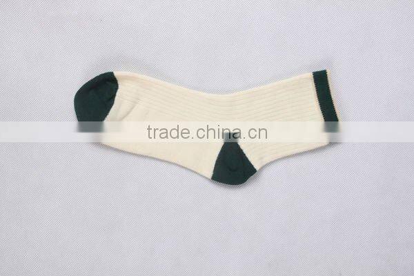 Women solid color ankle socks
