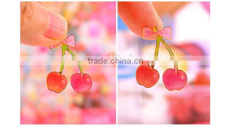 Die-cut different shape sticker PVC / PET sticker cheap gold stamp sticker