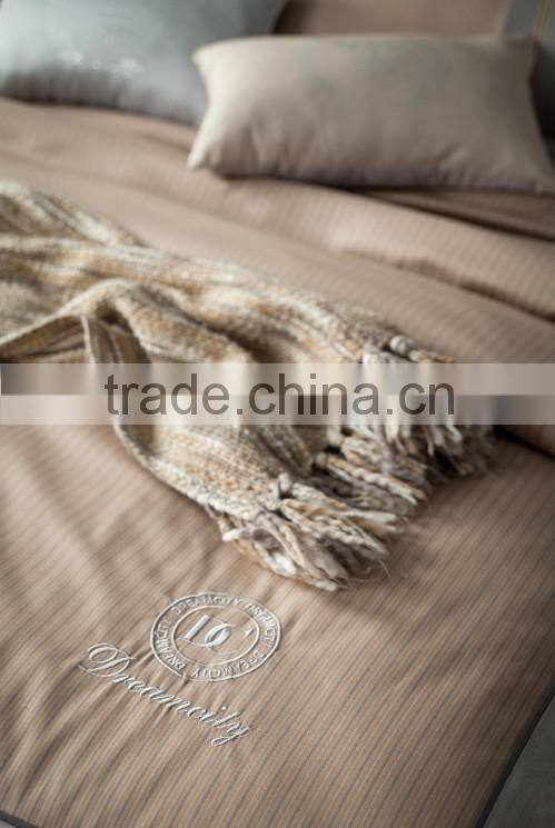 Golden color egyptian cotton flat bed sheet 6 pcs comforter set for Middle east embroidery bedding set