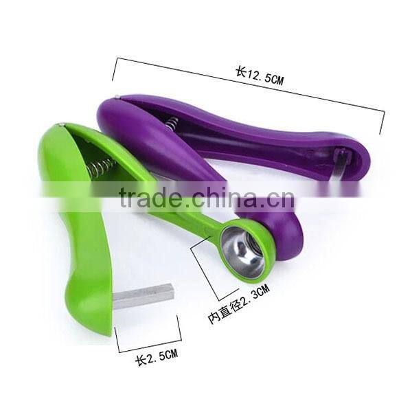 2015 Innovative kitchen tools olive & cherry pitter plastic mini cherry pitter easy cherry stoner remover