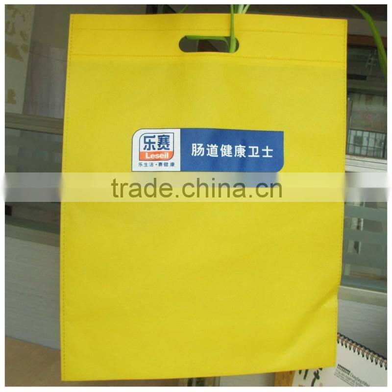 Eco-friendly foldable non woven carry bags die cut non woven bags