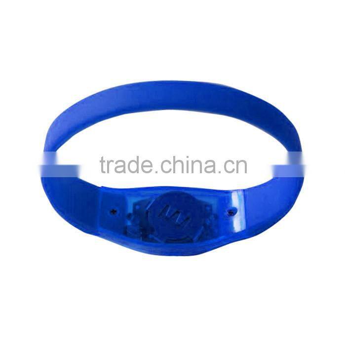 2015 hot party gift sound activated led silicone bracelet