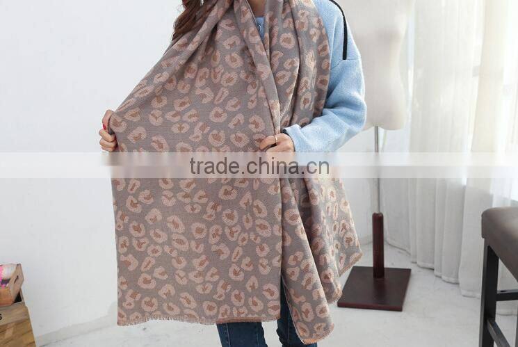 New Design Fashion Winter Wool Cashmere Pashmina Leopard Jacquard Ladies Stole Shawl Scarf