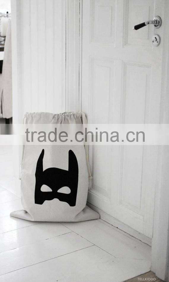 China Factory Supply Custom Cartoon Print Canvas Drawstring Bag