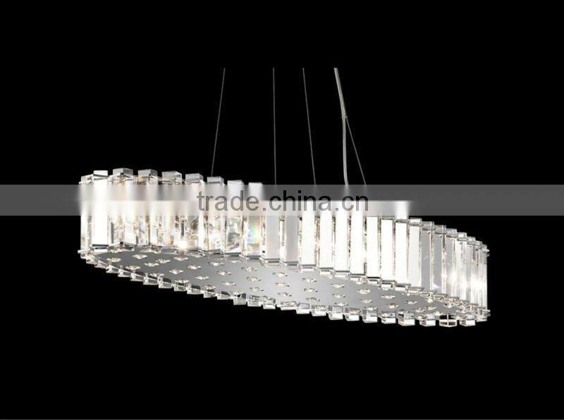 Chandelier/crystal oval pendant light