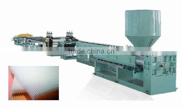 Plastic honeycomb core equipment