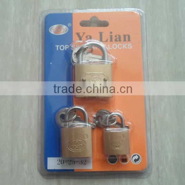 Brass painted iron padlock set