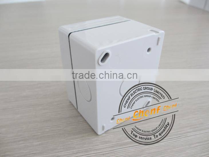 Newest High Quality 110V 16A Waterproof Socket with Cover Outdoor Use