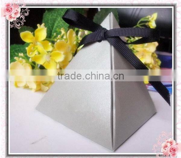 triangle candy boxes