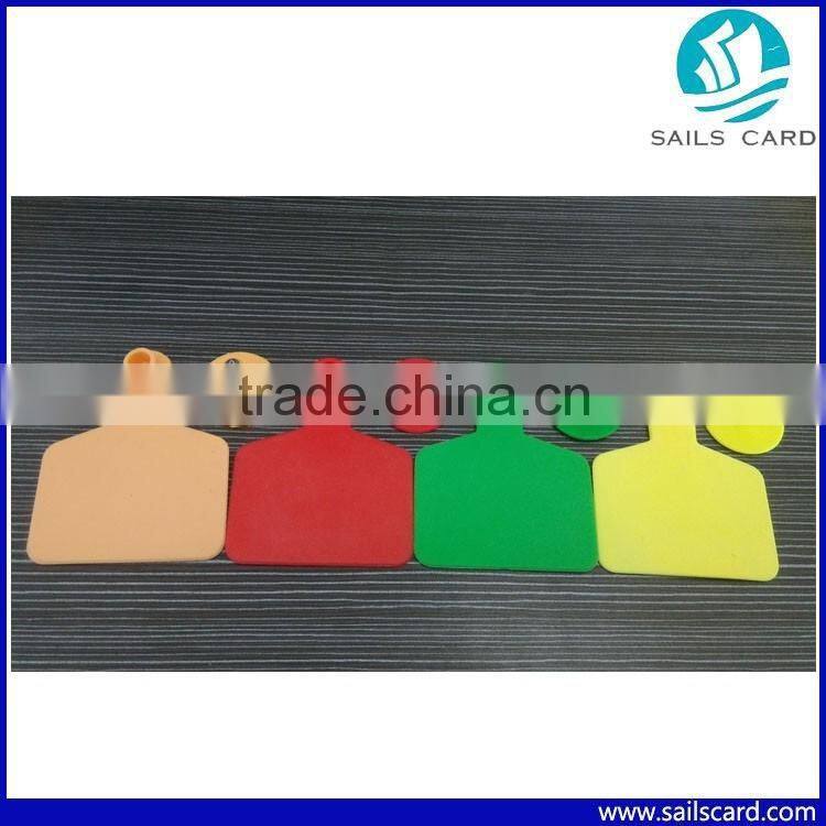 Animal Yellow eartag or Red color ear tag stock on sale