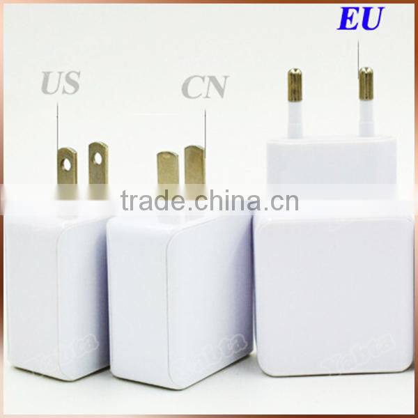 CE RoHS FCC Quality Dual Port Square 2.1A Travel USB Charger