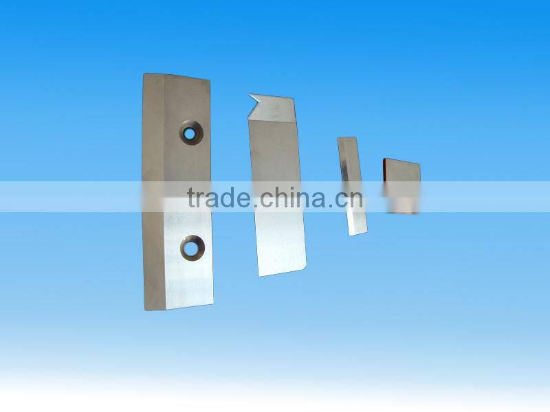 ULTRATHIN PENTAGONAL BLADE