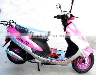 Gas Motor Scooter Equipped with 4 Stoke 80cc Engine