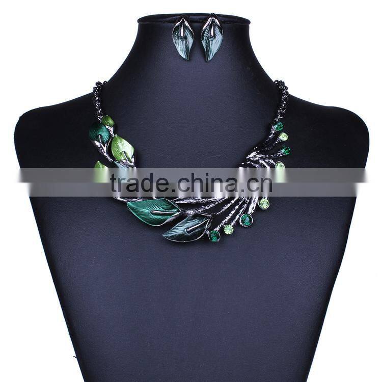 2015 last alloy necklace hot sale Jewelry set for laddy