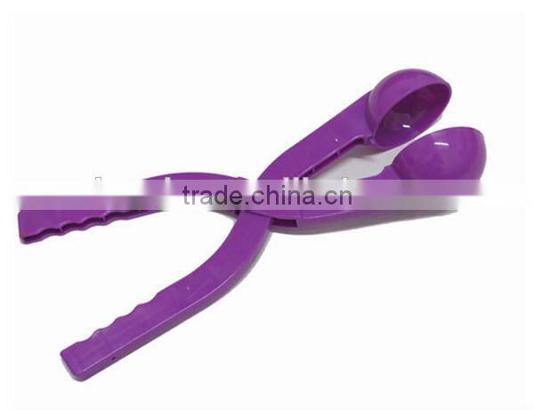 High quality ABS winter outdoor snow ball maker/ round ice ball maker