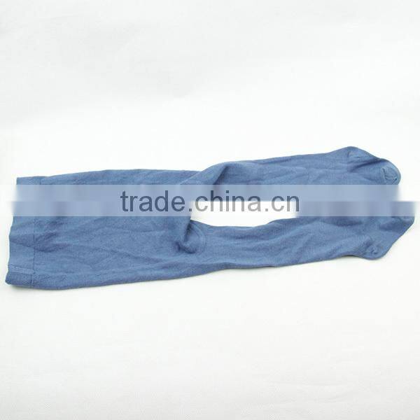 Grey colored girls cotton tights