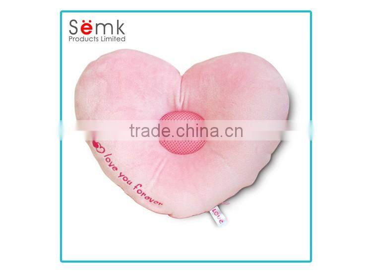 Cheap heart shaped cushion speaker fancy cushion bluetooth speaker