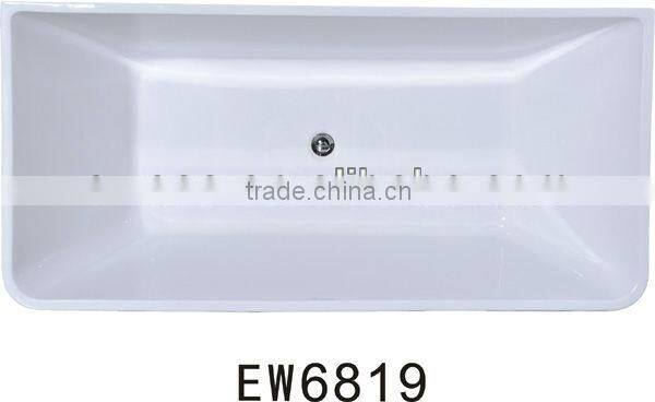 Glossy Acrylic Bathtub