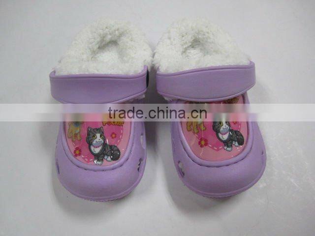 man plush clog
