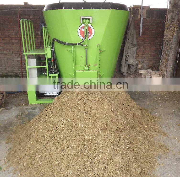 Popular silage, cereal mixing equipment feed mixing equipment for cattle cow