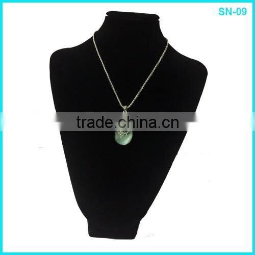 2016 Trendy Chunky Design Accessories Zinc Alloy Rhinestone Green Zircon Necklace With Gold Bohemian Chain