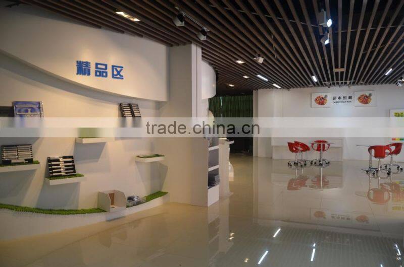 High brightness High CRI>90 60/70/196leds/m SMD2835 LED flexible Strip Lights