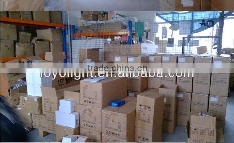 China manufacturer 12w LED driving lights 12v LED tractor work light 24v working of LED