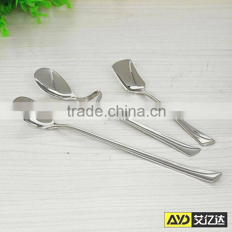 Beautiful lines! Iran high quanlity and good steam shape sets dinnerware