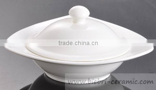 Plain White Color Triangle Pasta Cereal Serving Porcelain Bowls For Hotel And Restaurant