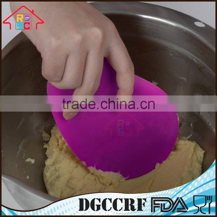Hot Sell Non-Stick Silicone Scraper/Bowl Scraper/Silicone Spatula Kitchen Baking Tool