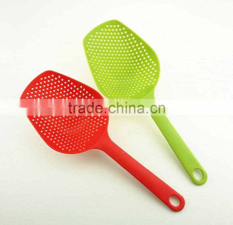 33023 r Kitchen nylon slotted shovel nylon strainer
