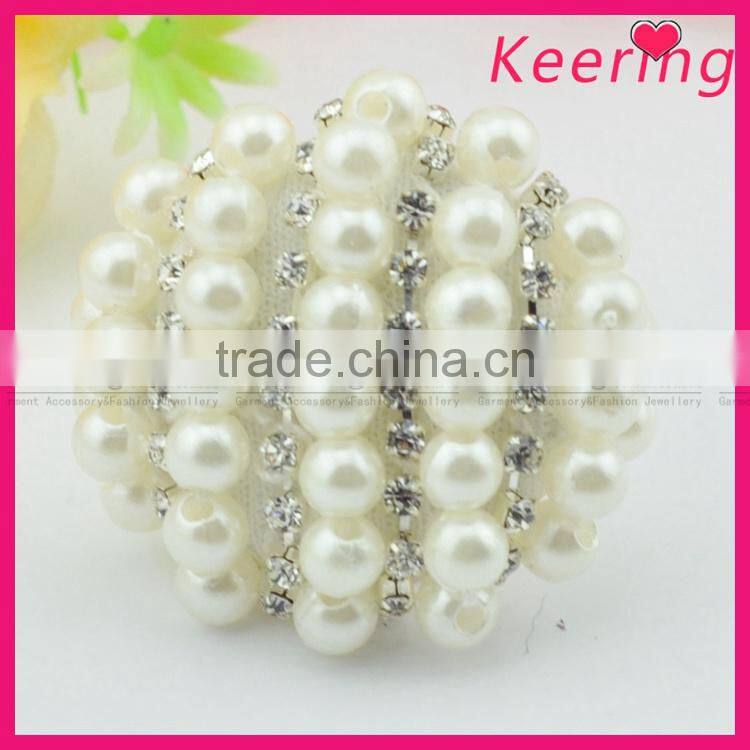 Beautiful beaded pearl rhinestone China All types of buttons wholesale factory