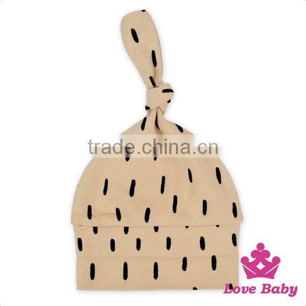 Cute Baby 3pcs Printed Dots Hat Grey Gloves Big Dots Newborn Fabrice Shoes