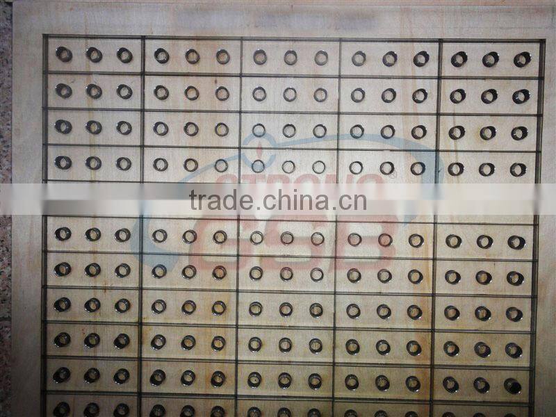 swing arm cutting machine cutting dies